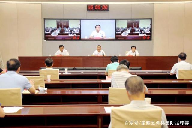 塔图姆中国行：除科比外最想单挑的人选是伯德