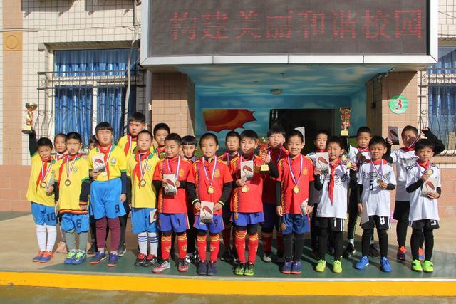 曼城有望以约4000万欧元签下帕尔梅拉斯边锋阿兰